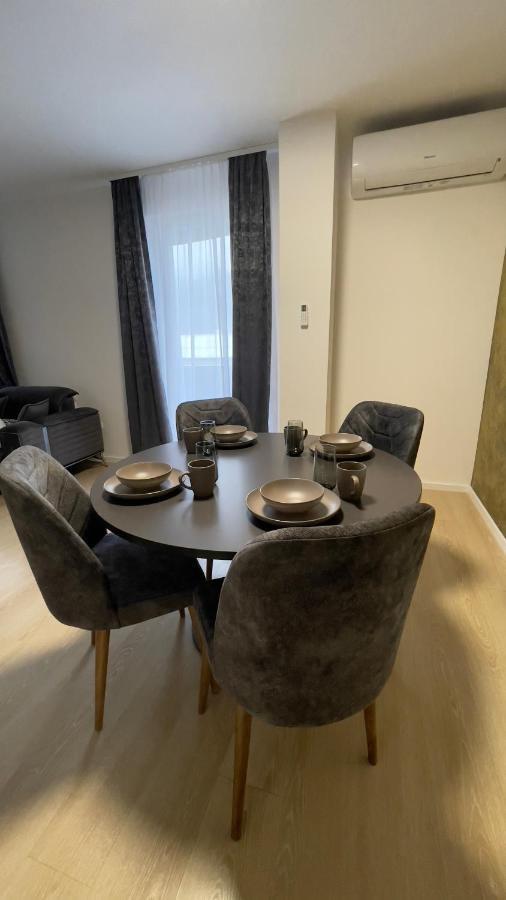 דירות Zepce Apartman Lux מראה חיצוני תמונה